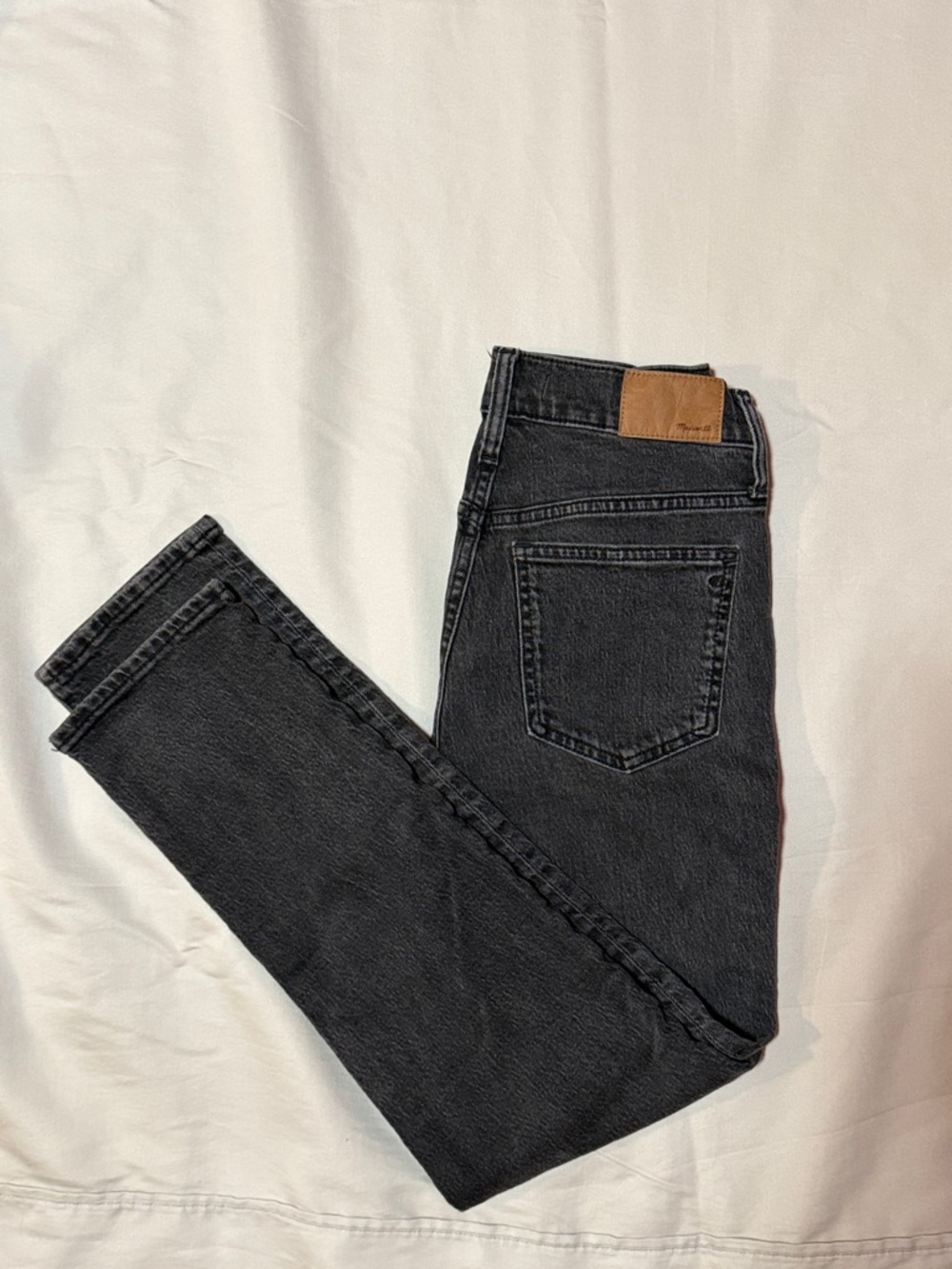 Madewell The Perfect Vintage Straight-Leg Black Washed Jeans size 26 100% cotton